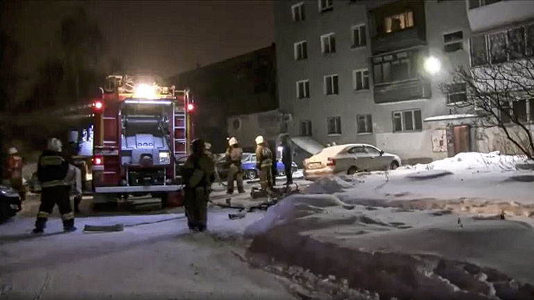 Ρωσία: Οκτώ νεκροί από πυρκαγιά σε πολυκατοικία στην περιοχή των Ουραλίων